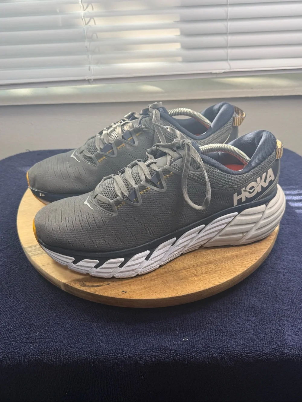 Hoka Gaviota 3 (Men’s 12)